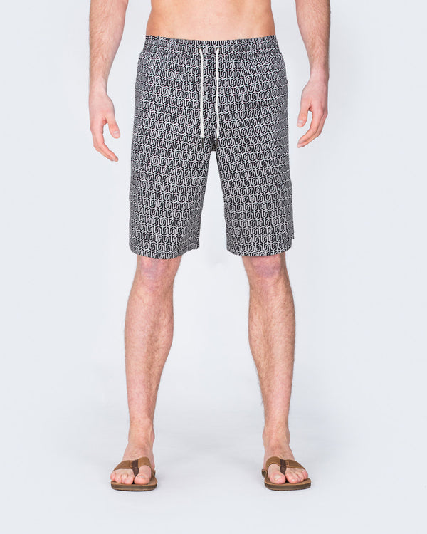 2t Arran Tall Geometric Swim Shorts (black/white)