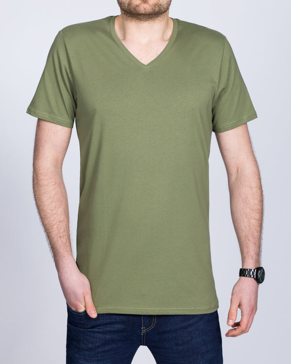 Girav New York Tall V-Neck (olive green)